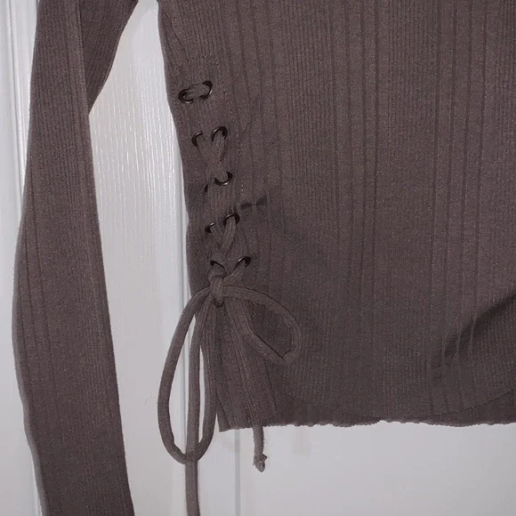 Cropped top - Picture 3 of 3